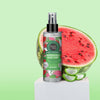 Body mist Organic Shop Watermelon Lemonade junto a una sandía partida